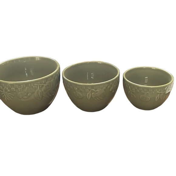 Nesting Bowls Set of 3 - Picture 1 of 5